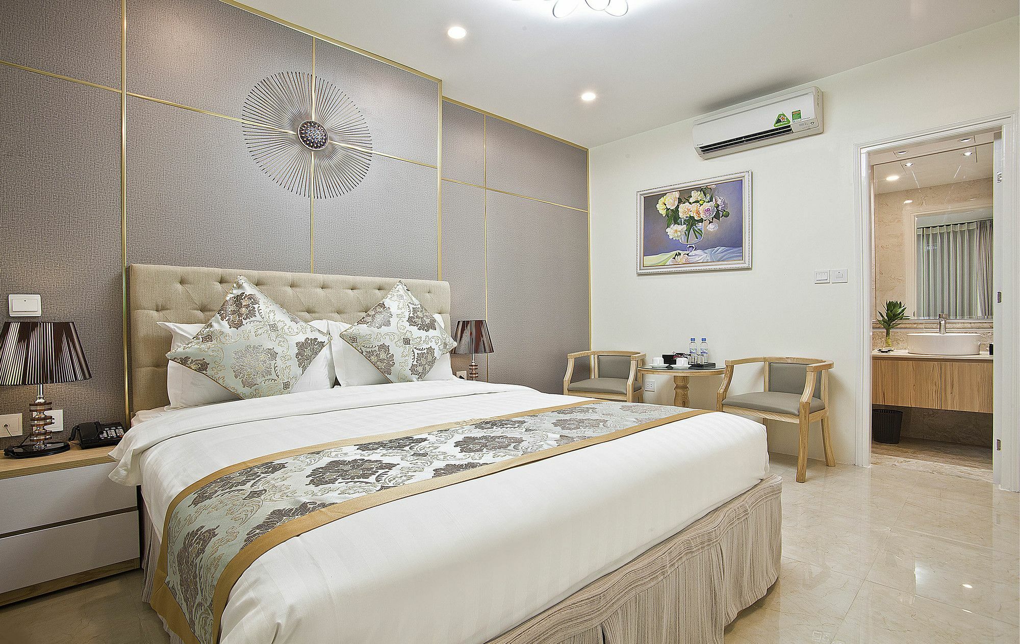Dlmos Hanoi Hotel Hanói Exterior foto
